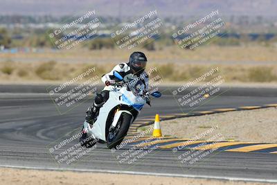 media/Mar-24-2025-Moto Forza (Mon) [[57ce5c5cff]]/3-Beginner Group/Session 2 (Turn 11)/